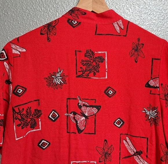 Mandarin Style Top With Attached Tank Top   Size L - Picture 6 of 8